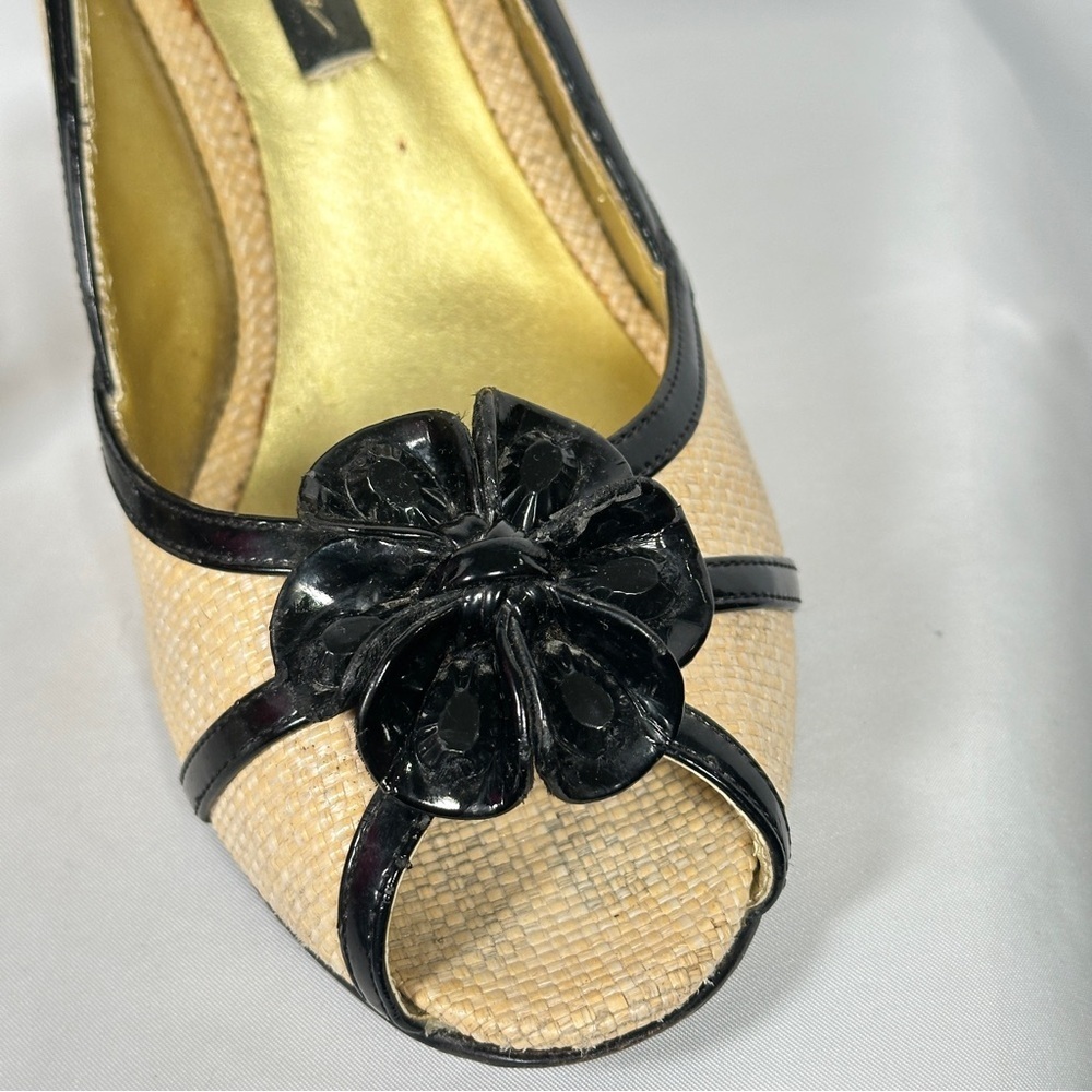 Beverly Feldman Raffia Peep Toe Heels Flower Rosette Coastal Grandma Size 9 - Picture 4 of 16